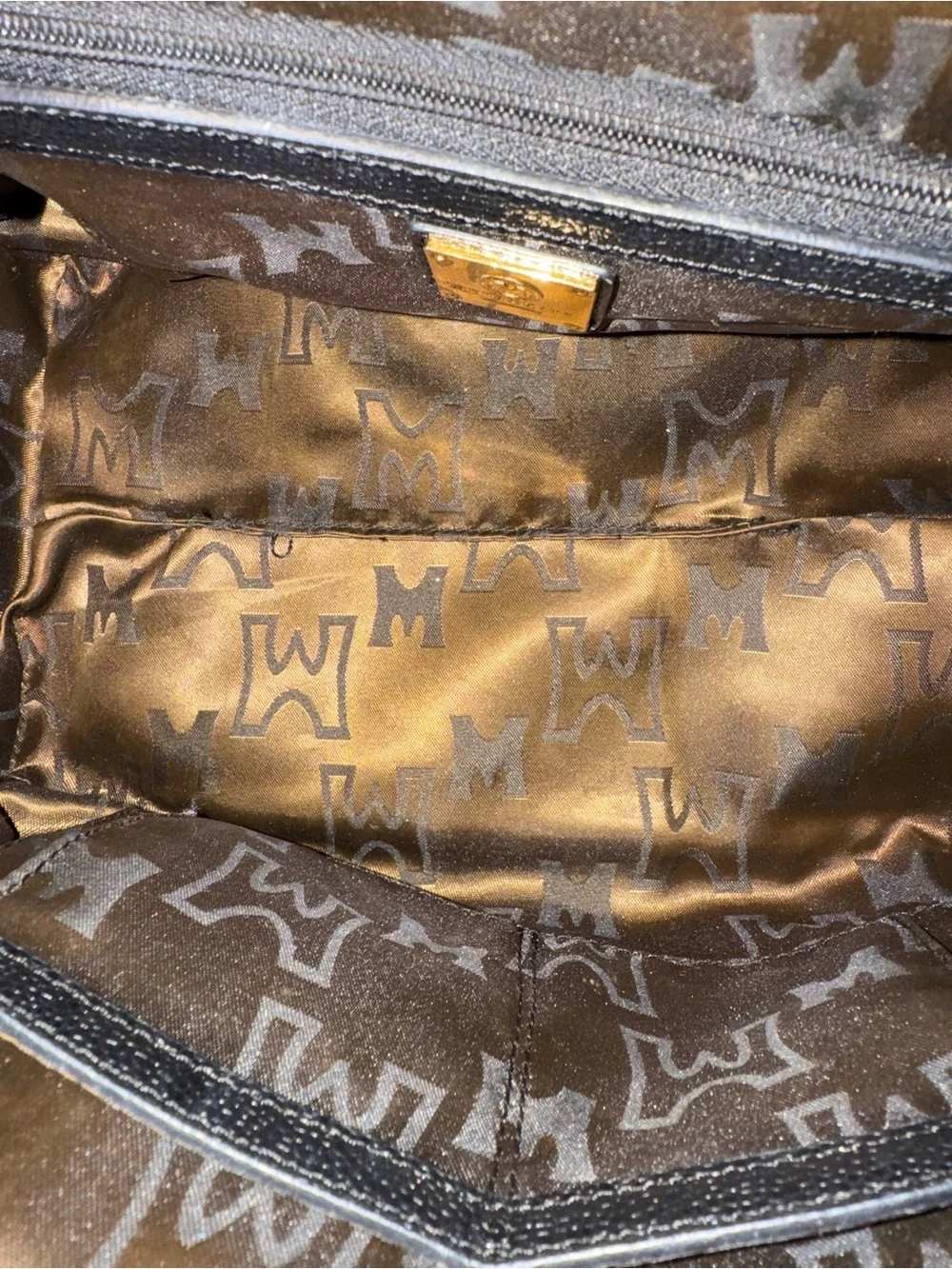 METROCITY Quilted Speedy Boston Bag- Preloved- has lock on side!-dust bag